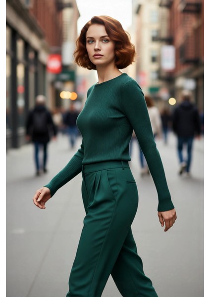 Kadın Basic Fitted Triko Kazak Bisiklet Yaka Ince Yapısıyla Sonbahar Ilkbahar Şıklığı Sunar fırsatları