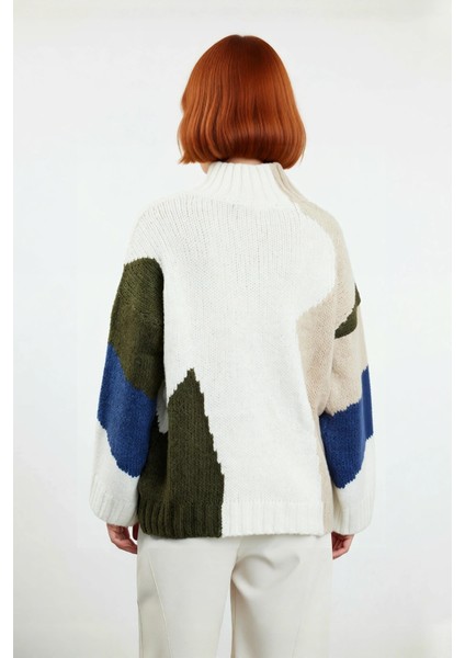 Kadın Oversize Dik Yaka Bej Renk Bloklu Düşük Kol Uzun Triko Kazak Kış Günleri Için Ideal Seçim modelleri