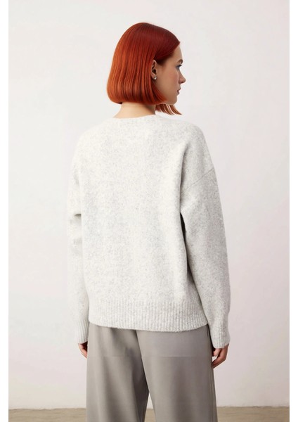 Kadın Regular Kalıp Uzun Kol Triko Kazak Bisiklet Yaka Kış Sezonu Için Günlük Şıklık Kaliteli modelleri