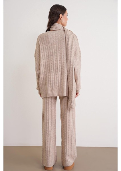 6970 Kadın Saç Örgülü Atkılı Alt Üst Triko Takım Bej