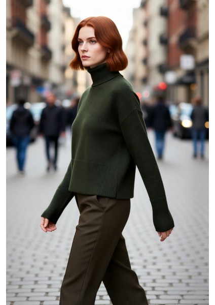 Kadın Crop Boy Oversize Triko Kazak Dik Yaka Standart Kol Düz Desen Yumuşak Dokulu Kış Gardırobu fırsatları