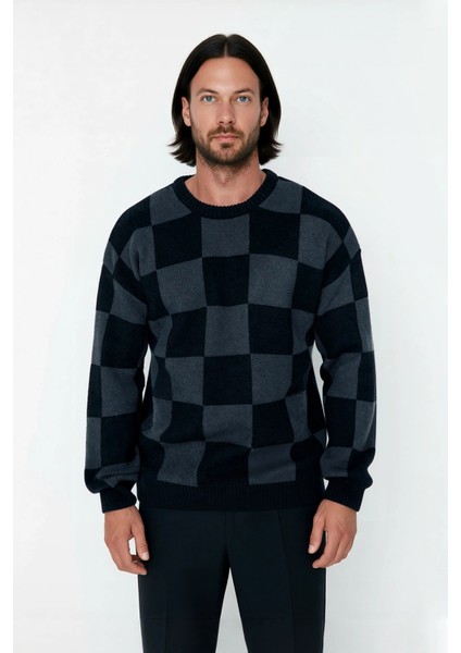 Erkek Oversize Bisiklet Yaka Kareli Desenli Triko Kazak Kış Sezonu Için Rahat ve Modern Seçim fiyatları