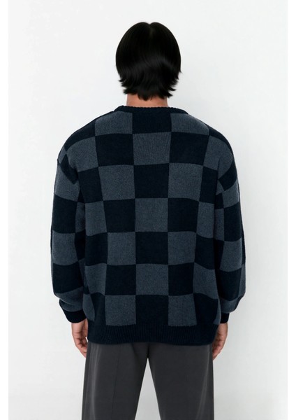 Erkek Oversize Bisiklet Yaka Kareli Desenli Triko Kazak Kış Sezonu Için Rahat ve Modern Seçim modelleri