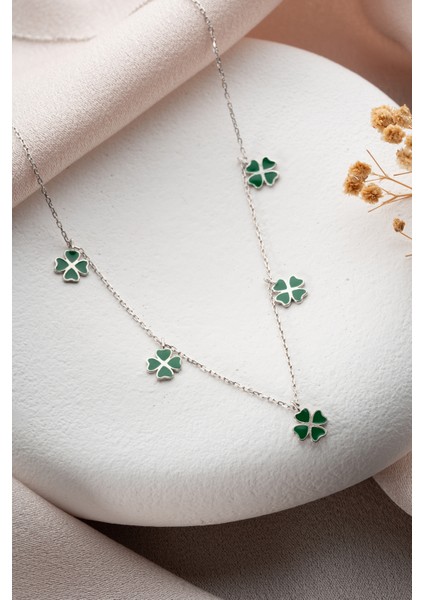 925 Ayar Gümüş Rodyum Kaplama Yeşil Mineli Yonca Şans Kolye indirimleri