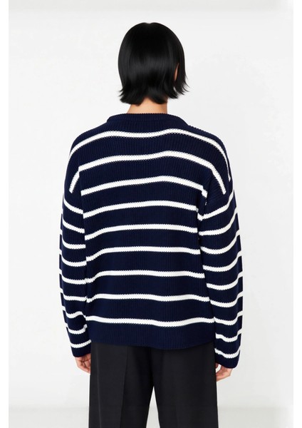 Casual Erkek Kalın Triko Dokulu Bisiklet Yaka Çizgili Oversize Selanik Kışlık Kazak Modeli modelleri