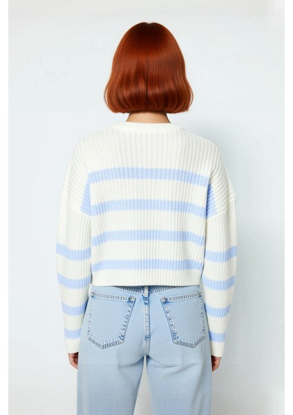 Kadın Basic Siluet Gri Çizgili Akrilik Materyal Crop Triko Kazak Uzun Kollu Günlük Şık Kaliteli modelleri