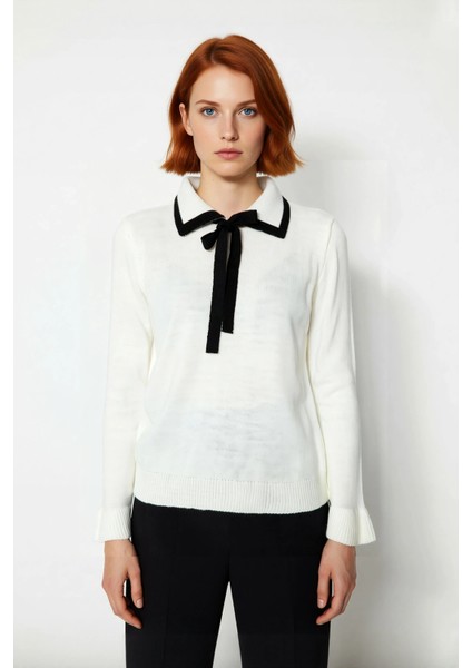 Kadın Akrilik Triko Kazak Polo Yaka Detaylı Renk Bloklu Uzun Kollu Kış Sezonu Için Şık ve Rahat fiyatları