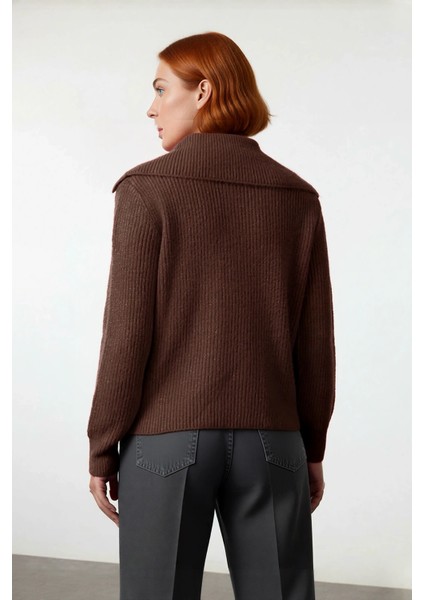 Kadın Orta Kalınlık Akrilik Karışımlı Selanik Dokuma Polo Yaka Triko Kazak Günlük Kullanım modelleri