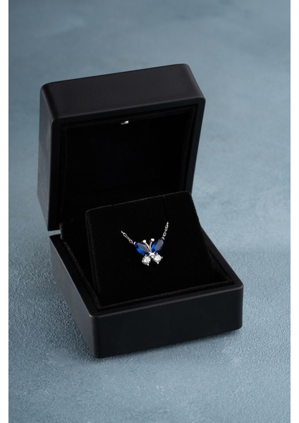 925 Ayar Rodyum Kaplama Işıklı Kutuda Mavi Taşlı Kelebek Kolye