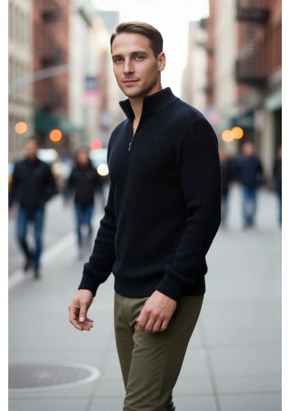 Erkek Regular Fit Düz Fermuarlı Dik Yaka Triko Kazak Kışlık Soğuk Hava Şıklığı Için Mükemmel Seçim.