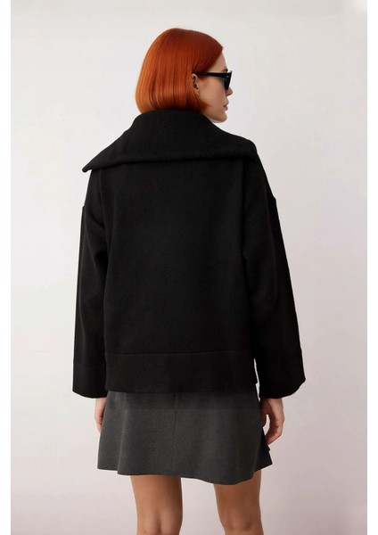 Kadın Oversize Fermuarlı Dik Yaka Triko Kazak Düşük Kol Uzun Kış Günleri Için Ideal Model fırsatları