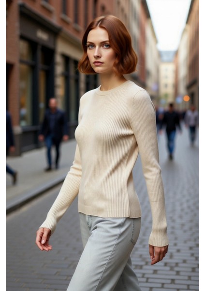 Kadın Fitted Bisiklet Yaka Uzun Kollu Fitilli Triko Kazak Günlük Şık ve Konforlu Stil Kaliteli