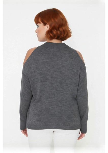 Kadın Relaxed Kalıp Dik Yaka Düşük Uzun Kollu Omzu Açık Detaylı Modern Konforlu Triko Kazak fırsatları