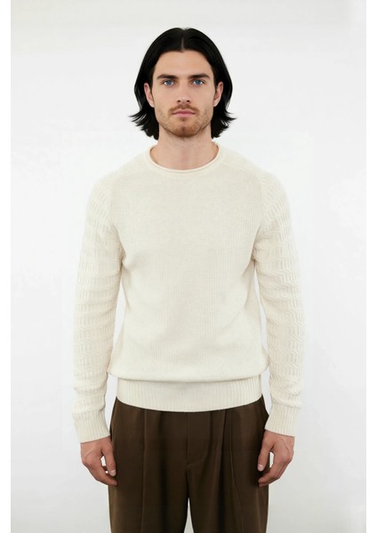 Erkek Fitted Kesim Dokulu Triko Bisiklet Yaka Uzun Kollu Basic Akrilik Kazak Kış Sezonu Için Şık ve fiyatları