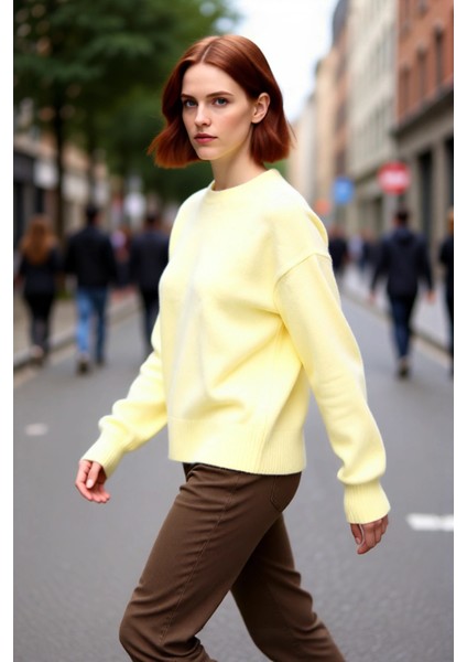 Kadın Regular Kalıp Düşük Kol Bisiklet Yaka Triko Kazak Kış Günleri Için Rahat Şık Seçim Kaliteli