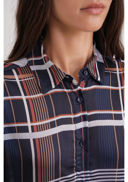 4751 Kadın Ekose Ince Saten Gömlek Lacivert