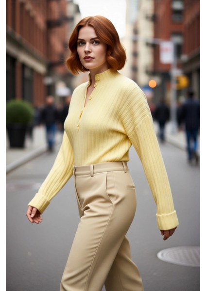 Kadın Relaxed Kalıp Dik Yaka Fitilli Dokuma Düğmeli Triko Kazak Kış Günleri Için Konfor ve Şıklık