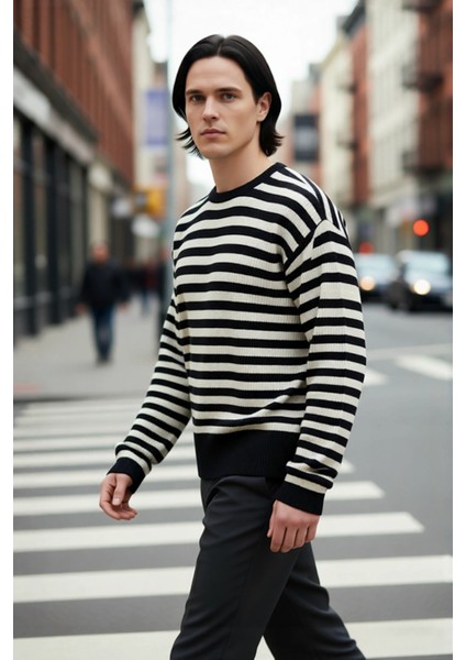 Erkek Oversize Bisiklet Yaka Çizgili Triko Kazak Fitilli Dokuma Uzun Kollu Basic Rahat Kesim