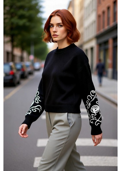 Kadın Oversize Bisiklet Yaka Kol Işlemeli Akrilik Triko Kazak Kışlık Günlük Şıklık Basic Rahat