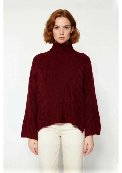 Kadın Oversize Balıkçı Yaka Düz Fitilli Triko Kazak Kış Sezonu Için Rahat Şıklık Sunar Kaliteli fiyatları