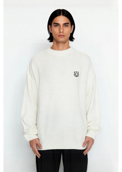 Erkek Oversize Kalıp Bisiklet Yaka Sargı Nakışlı Triko Kazak Günlük Kombinler Için Idealdir fiyatları