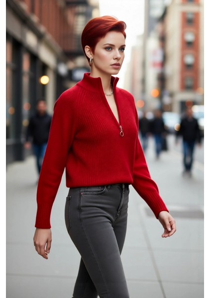 Kadın Regular Fit Crop Dik Yaka Fermuarlı Selanik Örgü Akrilik Triko Kazak Kışlık Kombinlerin