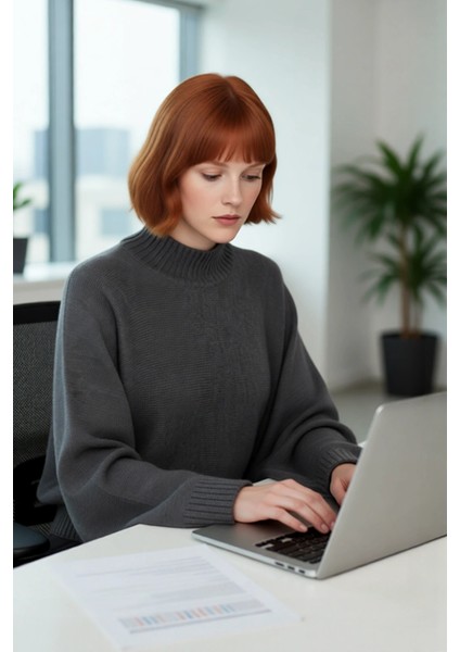 Kadın Oversize Dik Yaka Ispanyol Kol Akrilik Triko Kazak Soğuk Havalarda Rahat ve Şık Kaliteli modelleri