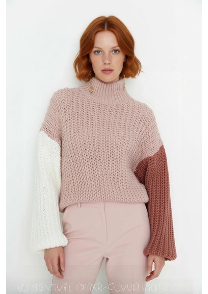 Kadın Oversize Kalıp Dik Yaka Renk Bloklu Balon Kol Triko Kazak Soğuk Havalar Için Şık ve Rahat fiyatları