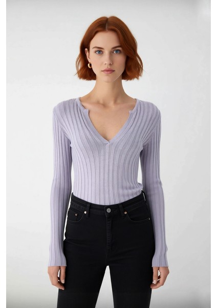 Kadınlar Için Ince Fitilli Kaçık Yaka Uzun Kollu Fitted Triko Kazak Ilkbahar Sonbahar Günlük Şıklık fiyatları