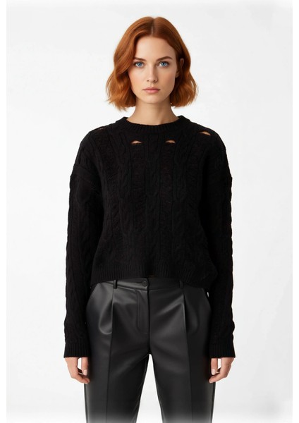 Kadın Oversize Ajurlu Delikli Bisiklet Yaka Düşük Kol Crop Triko Kazak Gündelik Şıklığınızı Tamamlar fiyatları