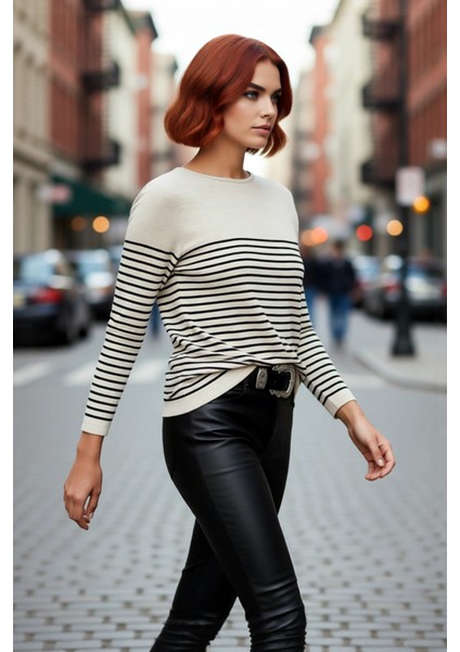 Kadınlar Için Gri Çizgili Bisiklet Yaka Akrilik Triko Kazak Sonbahar Kış Stilinizi Yükseltin