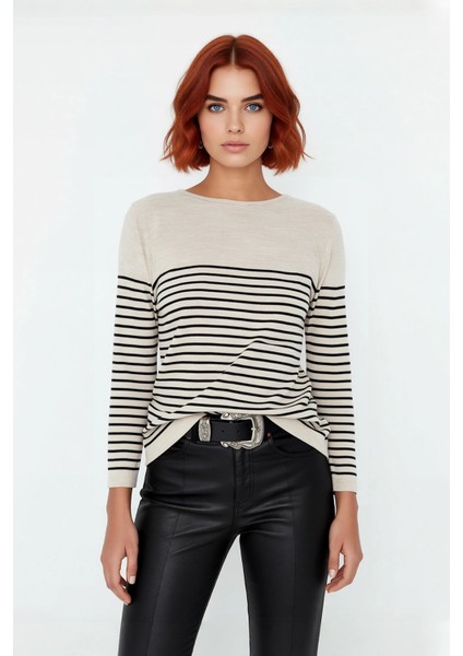 Kadınlar Için Gri Çizgili Bisiklet Yaka Akrilik Triko Kazak Sonbahar Kış Stilinizi Yükseltin fiyatları