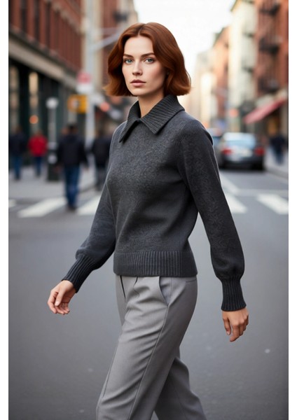 Kadın Triko Kazak Regular Kalıp Polo Yaka Taş Detaylı Uzun Kollu Kışlık Şık ve Modern Tasarım