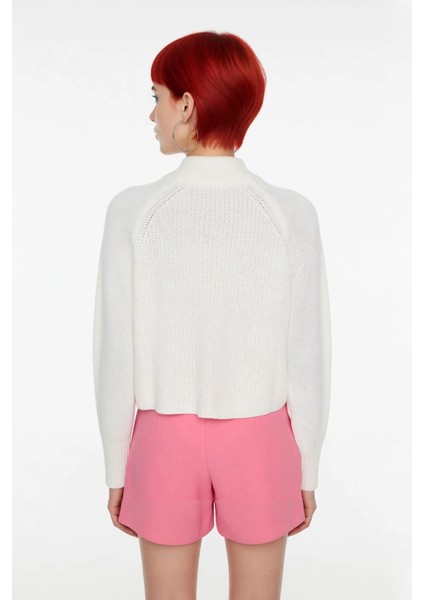 Kadın Regular Fit Crop Dik Yaka Fermuarlı Selanik Örgü Akrilik Triko Kazak Kışlık Kombinlerin fırsatları