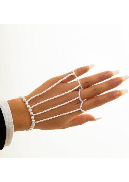 Zarif Beyaz Incili Kadın Şahmeran ile Şıklığınızı Yükseltin