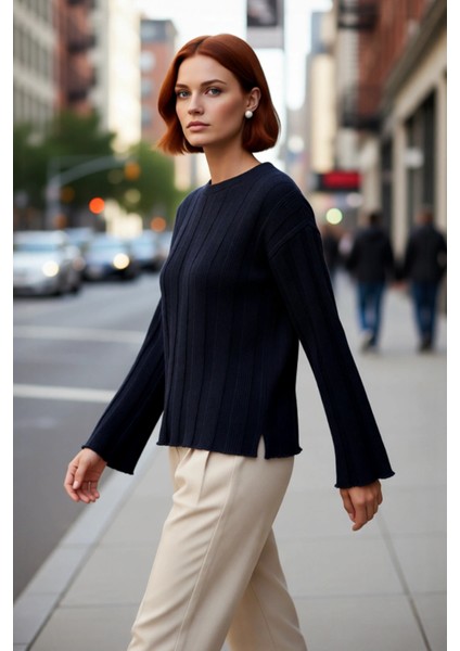 Kadın Regular Kalıp Fitilli Triko Kazak Bisiklet Yaka Düşük Kol Uzun Boy Rahat ve Şık Günlük Giyim