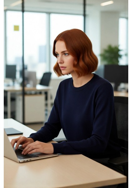 Kadın Ekru Bisiklet Yaka Taş Detaylı Kalp Motifli Regular Kalıp Triko Kazak Kış Şıklığı Sunar modelleri