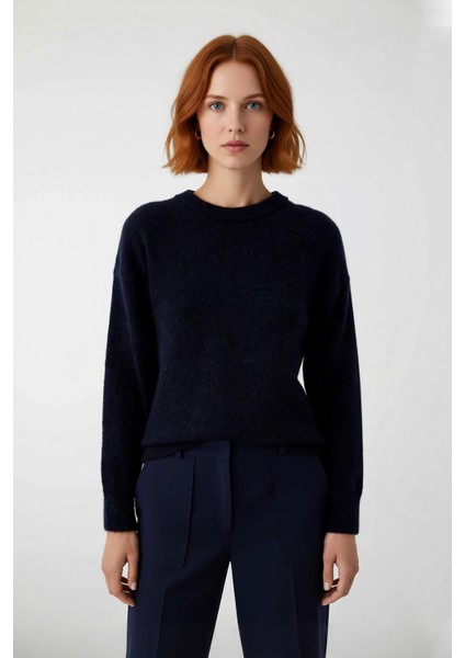 Kadınlara Özel Regular Kalıp Düşük Kol Triko Bisiklet Yaka Kazak Rahat Kış Günleri Için Ideal Seçim fiyatları