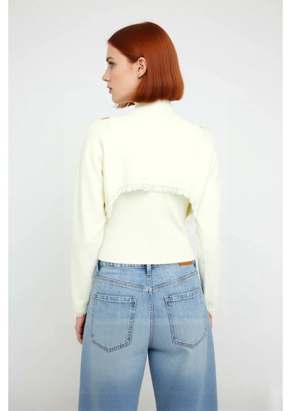 Kadın Dik Yaka Regular Kalıp Püskül Detaylı Uzun Kollu Triko Kazak Crop Bluz Takımı Kışlık Kombin fırsatları