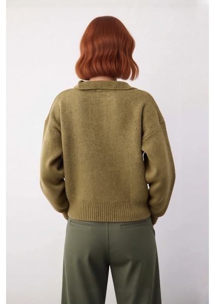 Kadın Oversize Polo Yaka Triko Kazak Kışlık Soğuk Hava Şıklığı Için Ideal Günlük Kombinler fırsatları