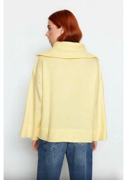 Kadın Oversize Fermuarlı Dik Yaka Triko Kazak Düşük Kol Uzun Kış Günleri Için Ideal Model fırsatları