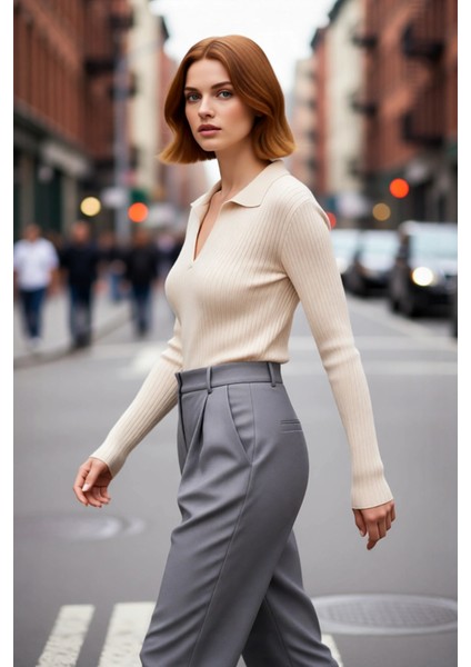 Kadın Polo Yaka Fitilli Triko Kazak Fitted Kesimiyle Günlük Şıklık Sunar Soğuk Havalar Için Ideal