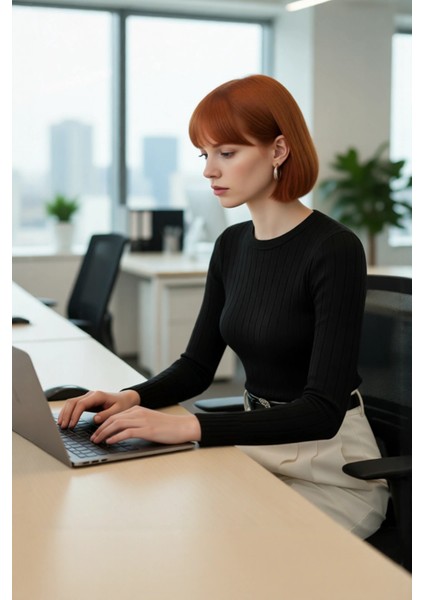 Kadın Fitted Bisiklet Yaka Uzun Kollu Basic Triko Kazak Ilkbahar Sonbahar Şıklığına Zarif Dokunuş modelleri