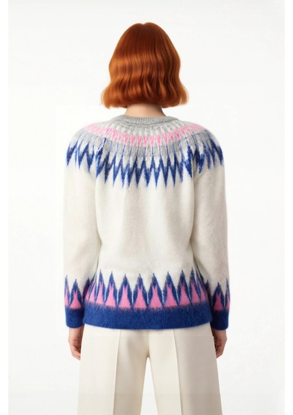 Kadın Regular Kalıp Geometrik Desenli Akrilik Triko Kazak Reglan Kol Kış Günleri Için Konforlu fırsatları