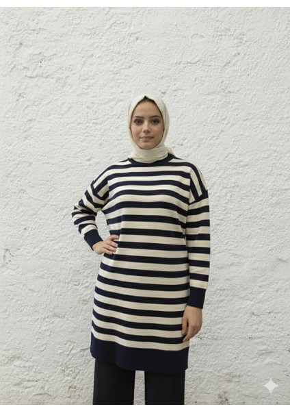 Spor Çizgili Triko Tunik fiyatları