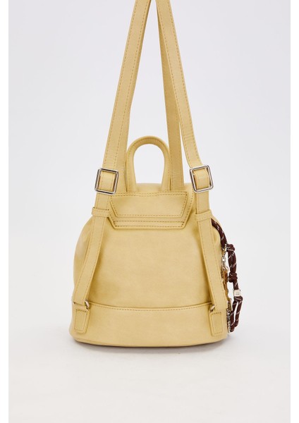 Büzgü Kapamalı, Charm Aksesuar Detaylı Kadın Sırt Çantası 930301 Yeşil fırsatları