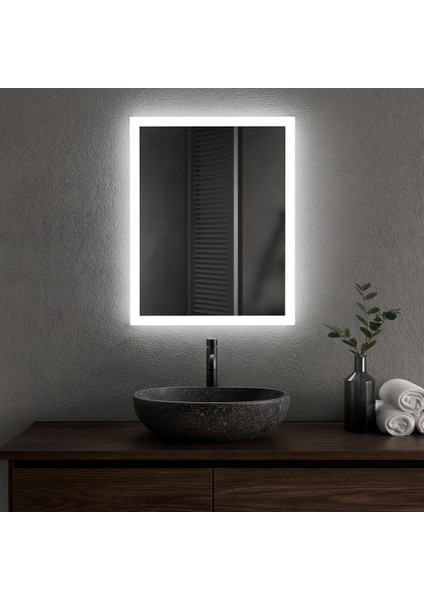 Nova Kare LED Işıklı Ayna – Modern Minimal Dikdörtgen Duvar ve Banyo Aynası modelleri