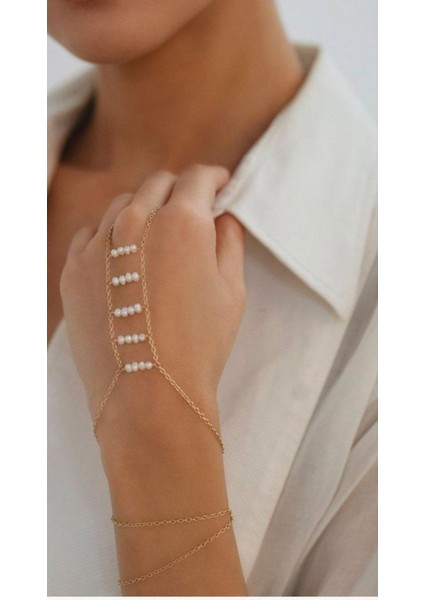 Şıklığınızı Tamamlayacak Incili Zincir Kadın Şahmeran