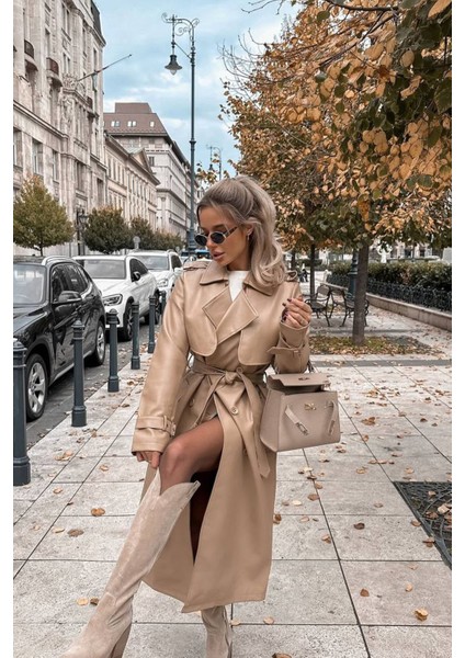 Kadın Suni Deri Düğmeli Cep Detaylı Tam Boy Trençkot NBEMP2617