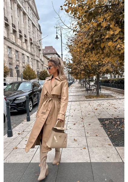 Kadın Suni Deri Düğmeli Cep Detaylı Tam Boy Trençkot NBEMP2617 indirimleri